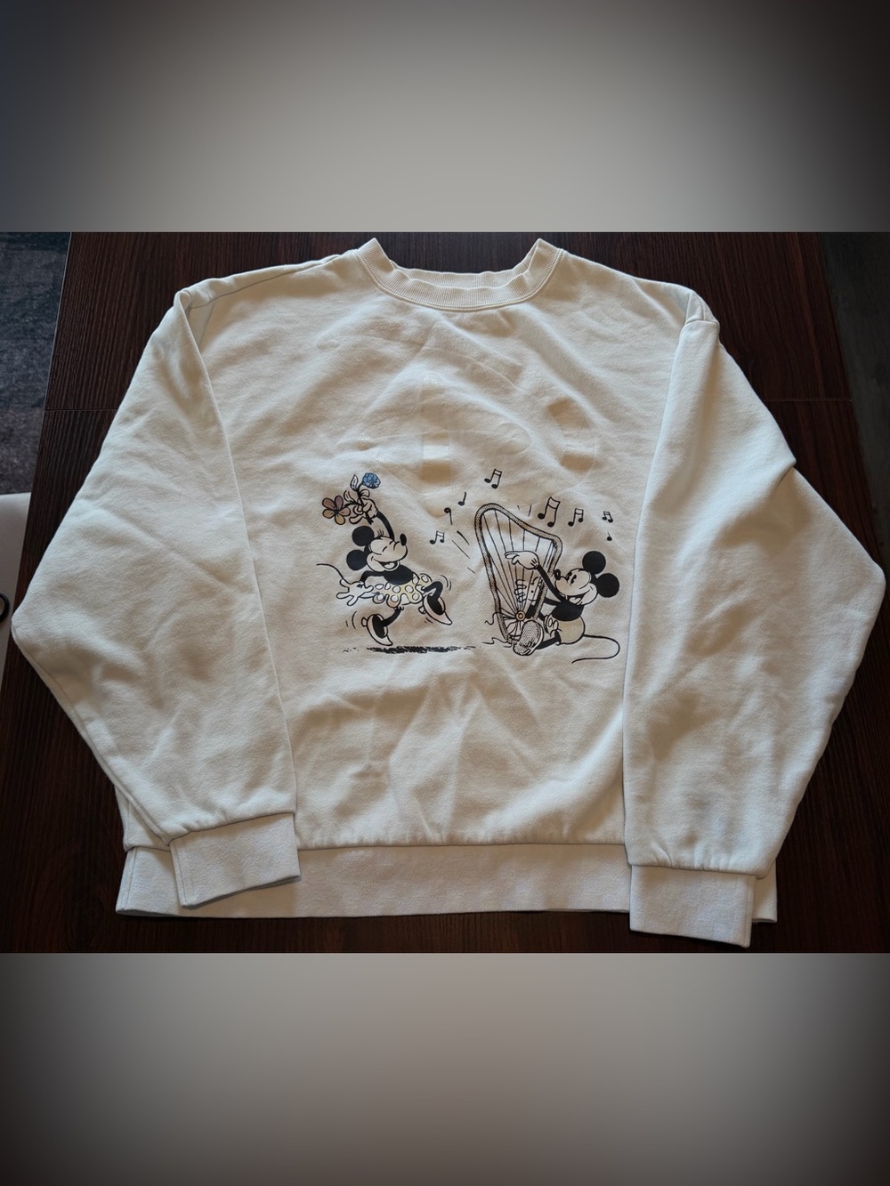 Disney X Vans Disney100 Women’s Mickey Minnie Harp Graphic Sweatshirt Size M